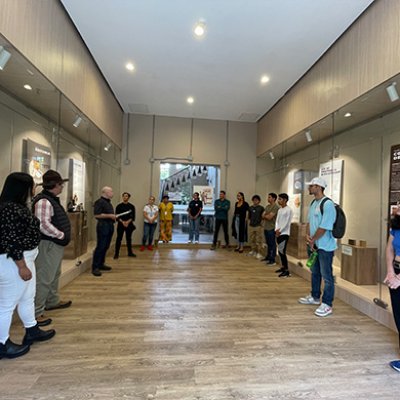 De la Exposición la Vida que nos habita, se exhibió un artado dedicado a la Xiloteca en el hall del bloque 41